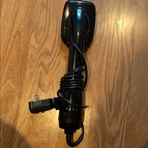 Hairbrush hair dryer